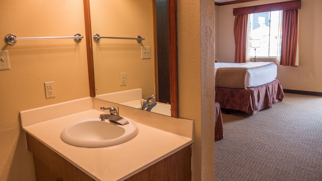 Photo of Bathroom in Gatlinburg - Pigeon Forge