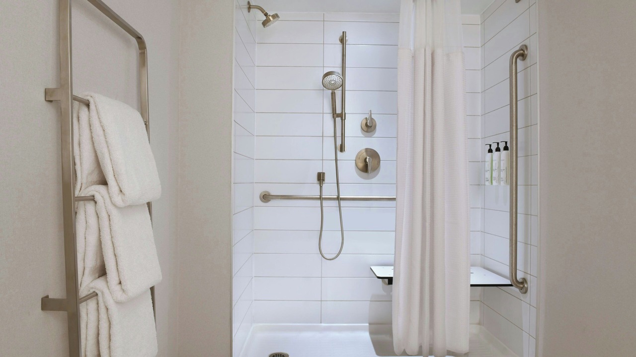 Photo of Bathroom in Niagara Falls