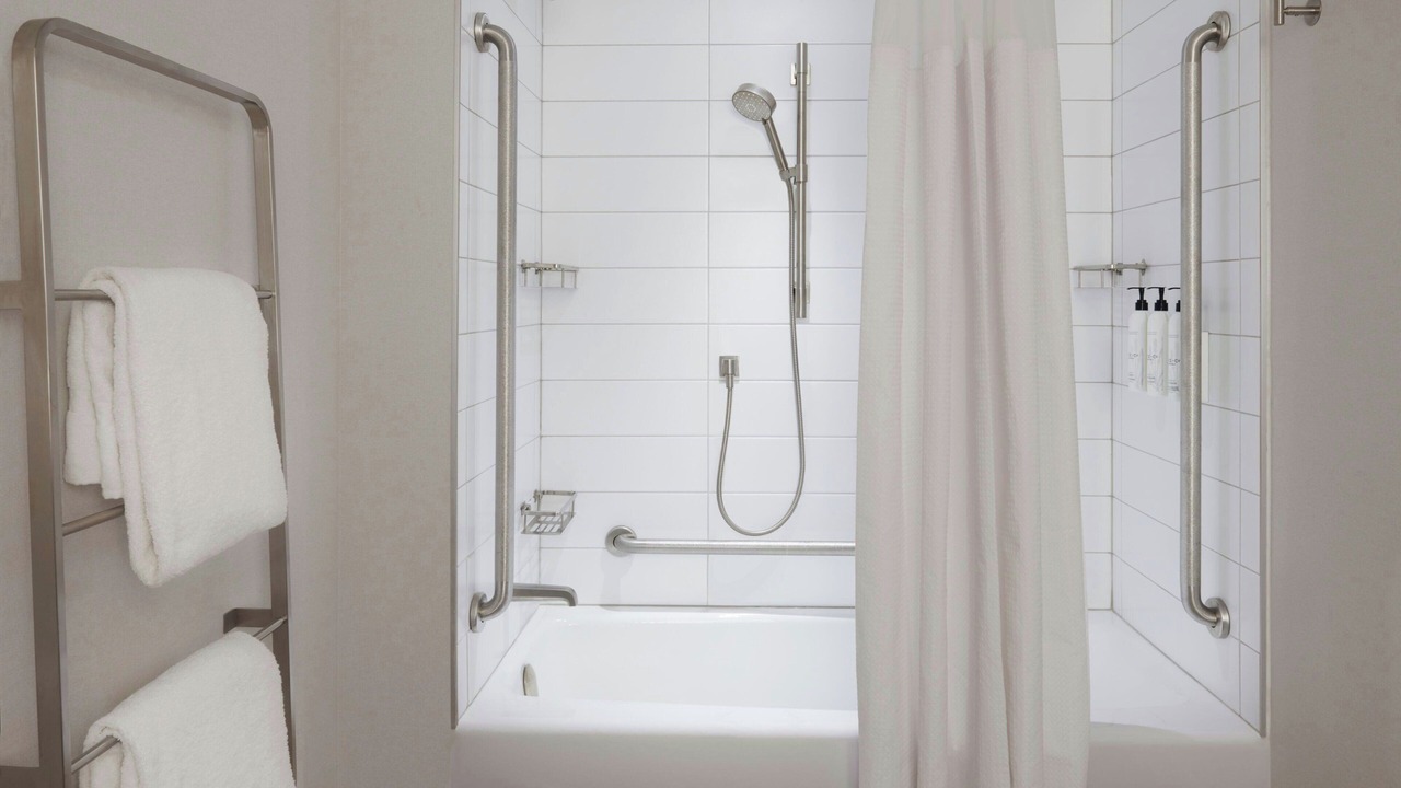 Photo of Bathroom in Niagara Falls