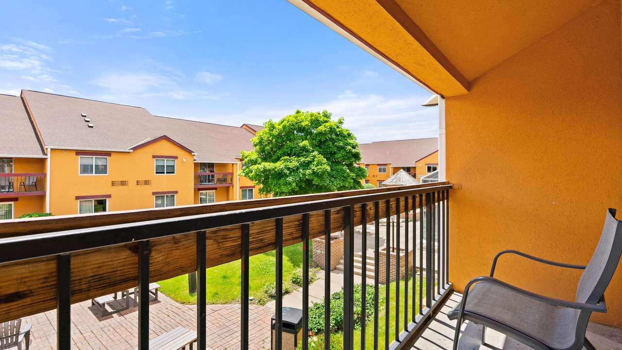 Photo of Patio Balcony in Westmont