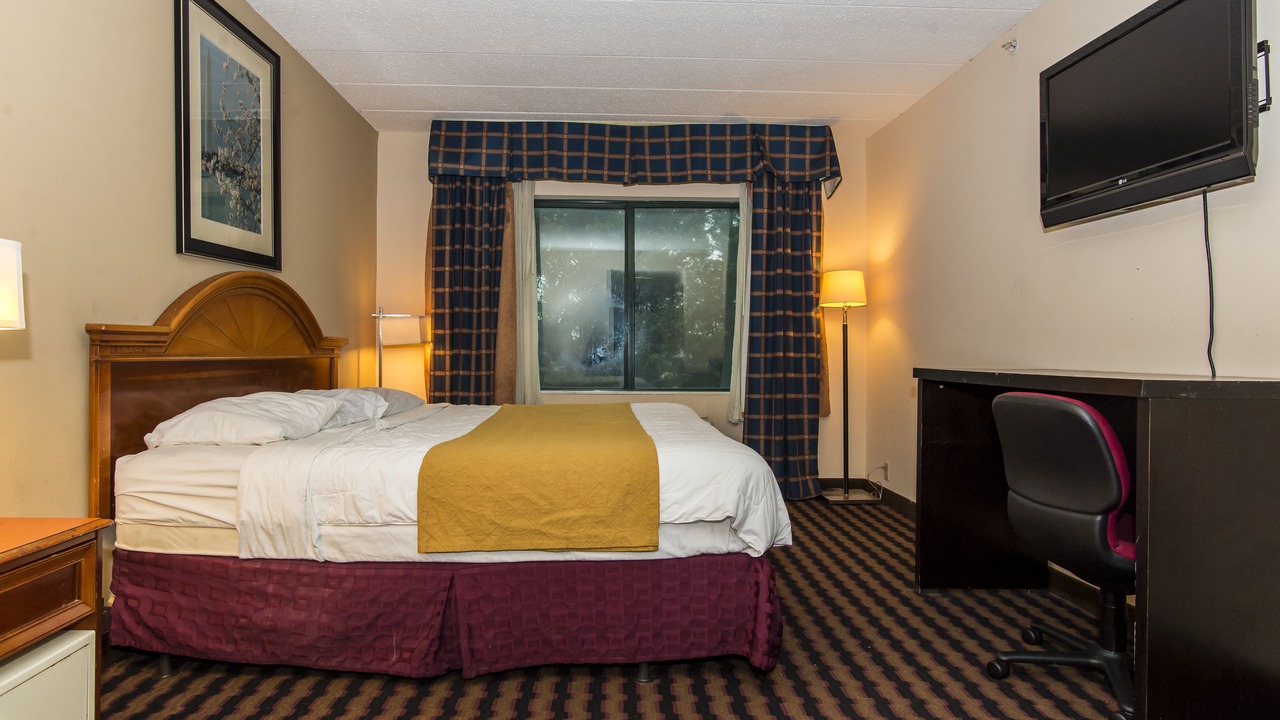 Photo of Bedroom in Russett