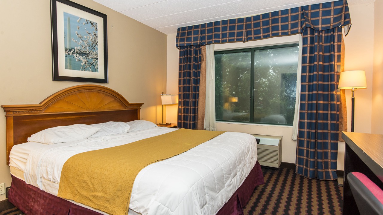 Photo of Bedroom in Russett