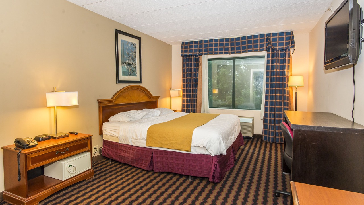 Photo of Bedroom in Russett
