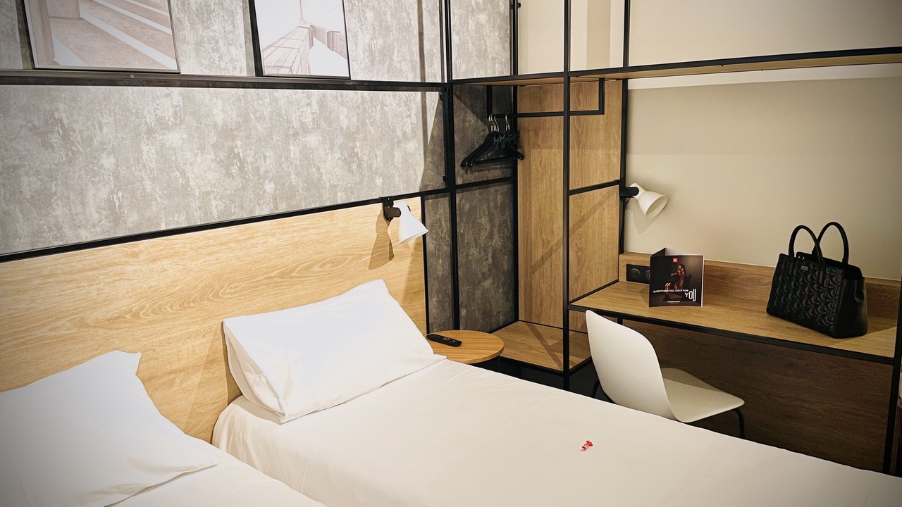 Photo of Bedroom in Gap