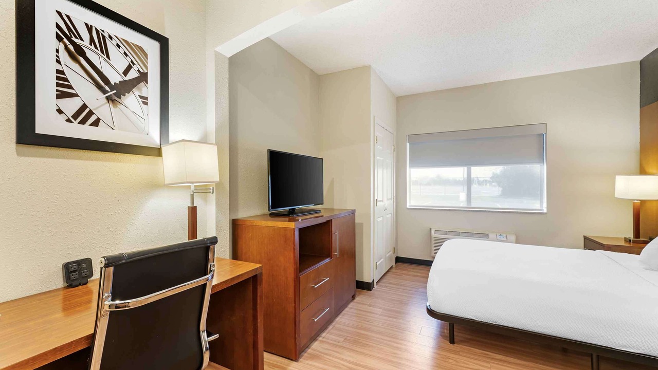 Photo of Bedroom in Cheektowaga