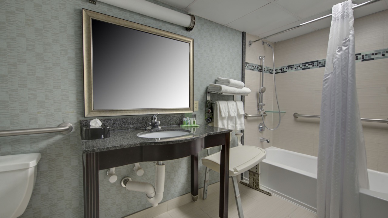 Photo of Bathroom in Plainview