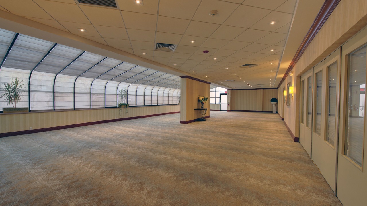 Photo of Others in Plainview