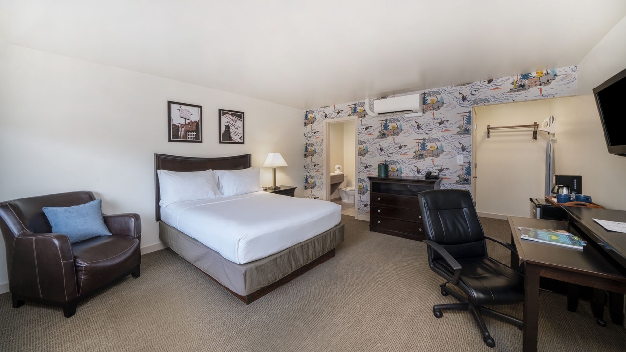 Photo of Bedroom in Fairmount Park