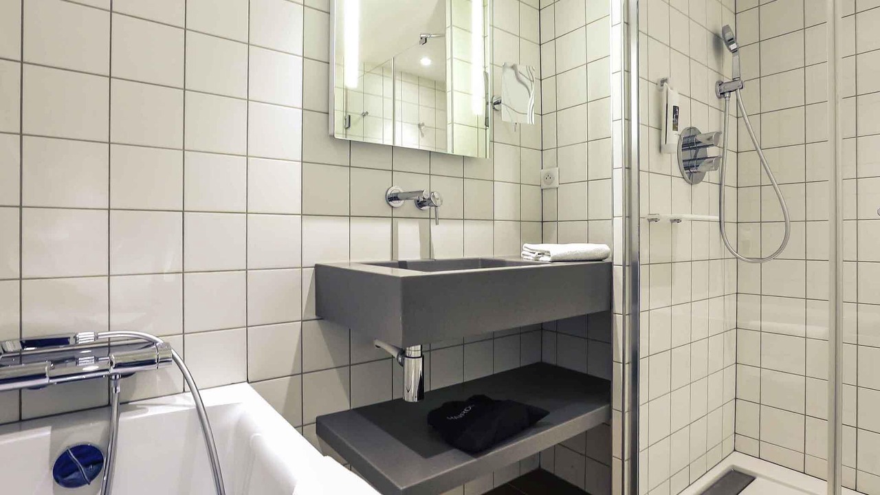 Photo of Bedroom in Saint Nicolas - Charles III - Ville vieille - Trois Maisons - Leopold