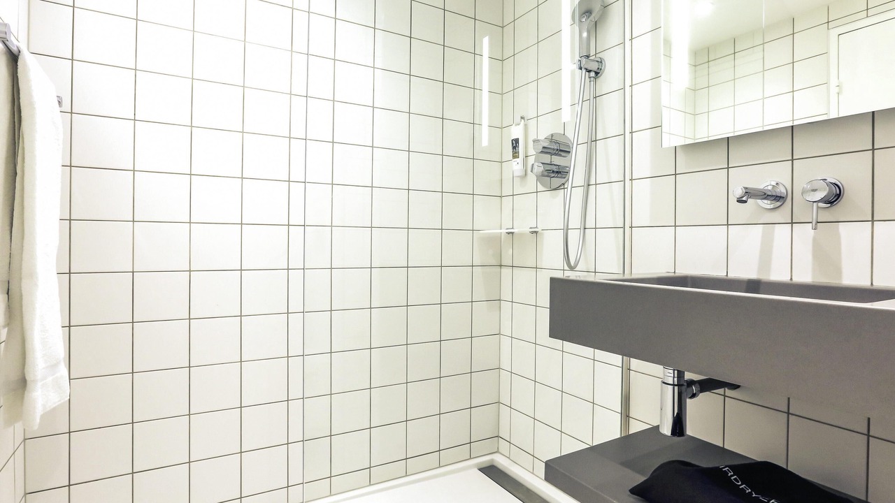 Photo of Bedroom in Saint Nicolas - Charles III - Ville vieille - Trois Maisons - Leopold