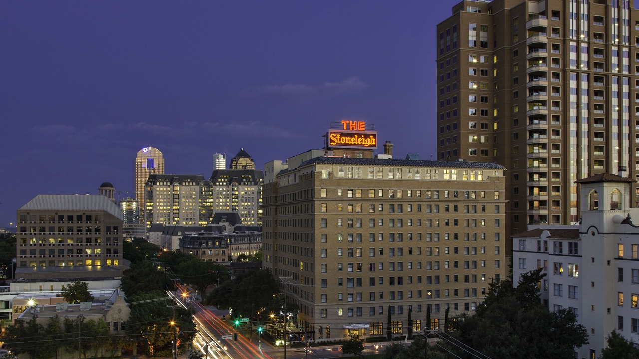 Photo of Outdoor in Uptown