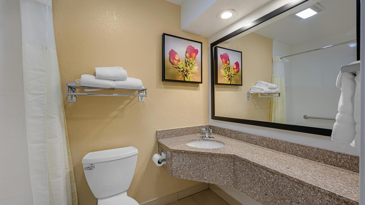 Photo of Bedroom in Santa Rosa