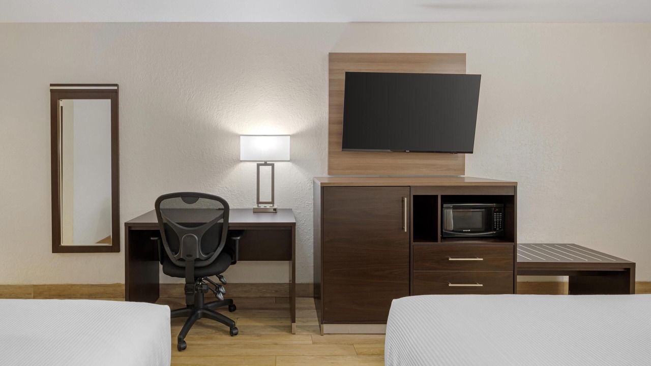 Photo of Bedroom in Santa Rosa