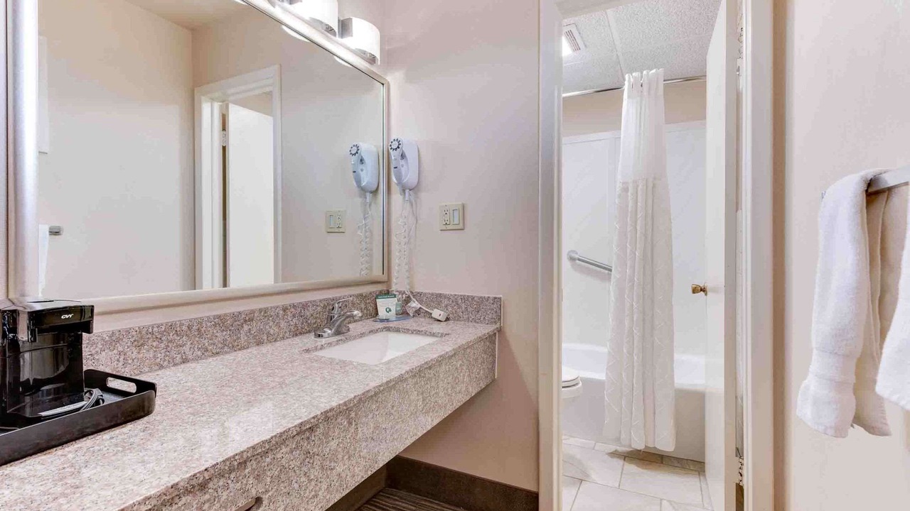 Photo of Bathroom in Monte Vista