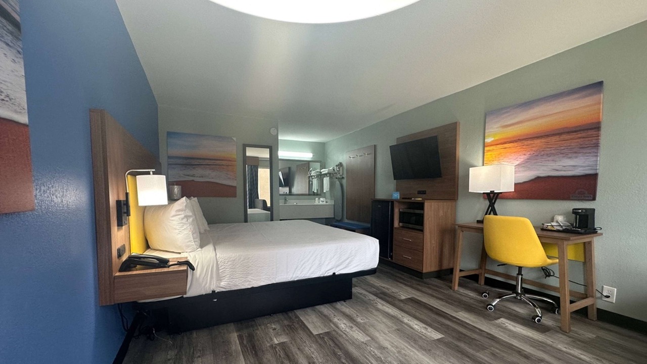 Photo of Bedroom in Jennings