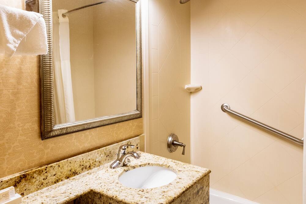 Photo of Bathroom in Queens