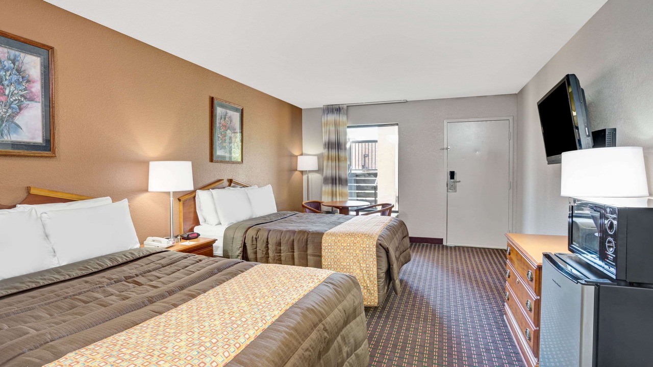 Photo of Others in Hernando