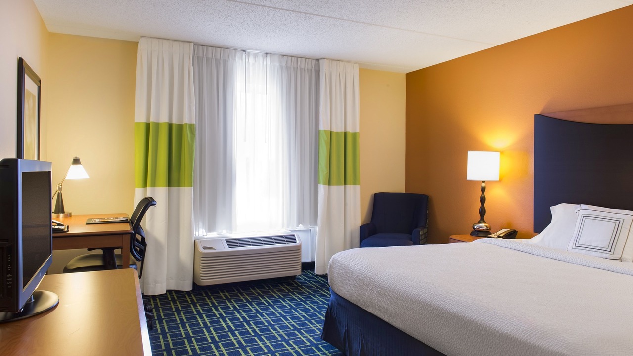 Photo of Bedroom in Evansville