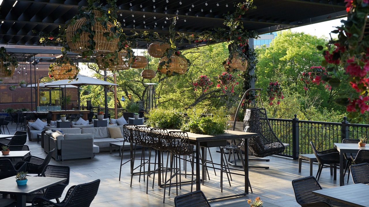 Photo of Patio Balcony in Arboretum
