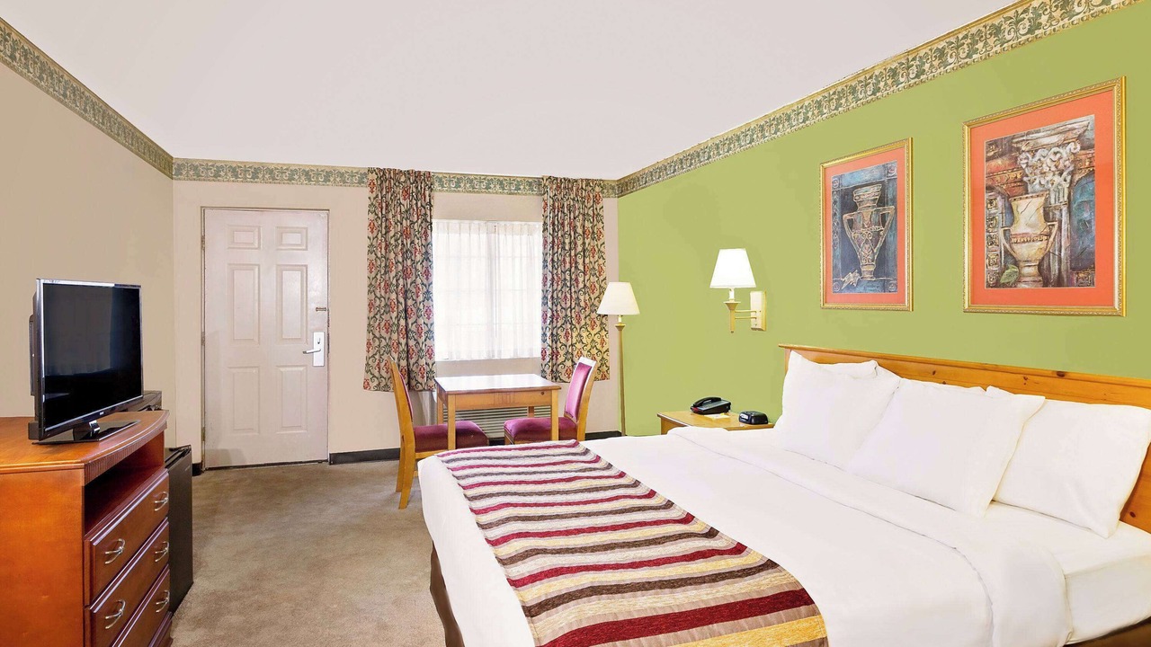 Photo of Bedroom in Starkville