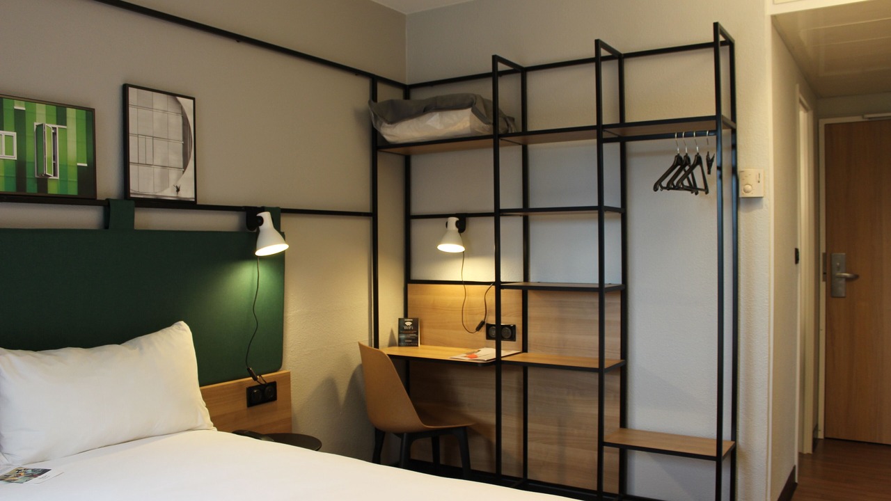 Photo of Bedroom in Courcouronnes