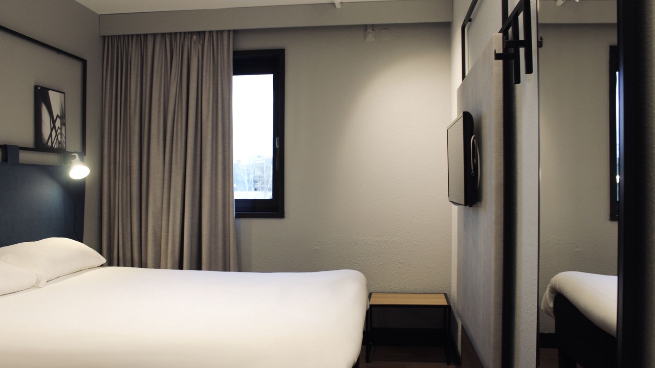 Photo of Bedroom in Courcouronnes