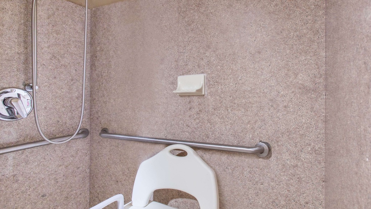 Photo of Bathroom in Midwest City
