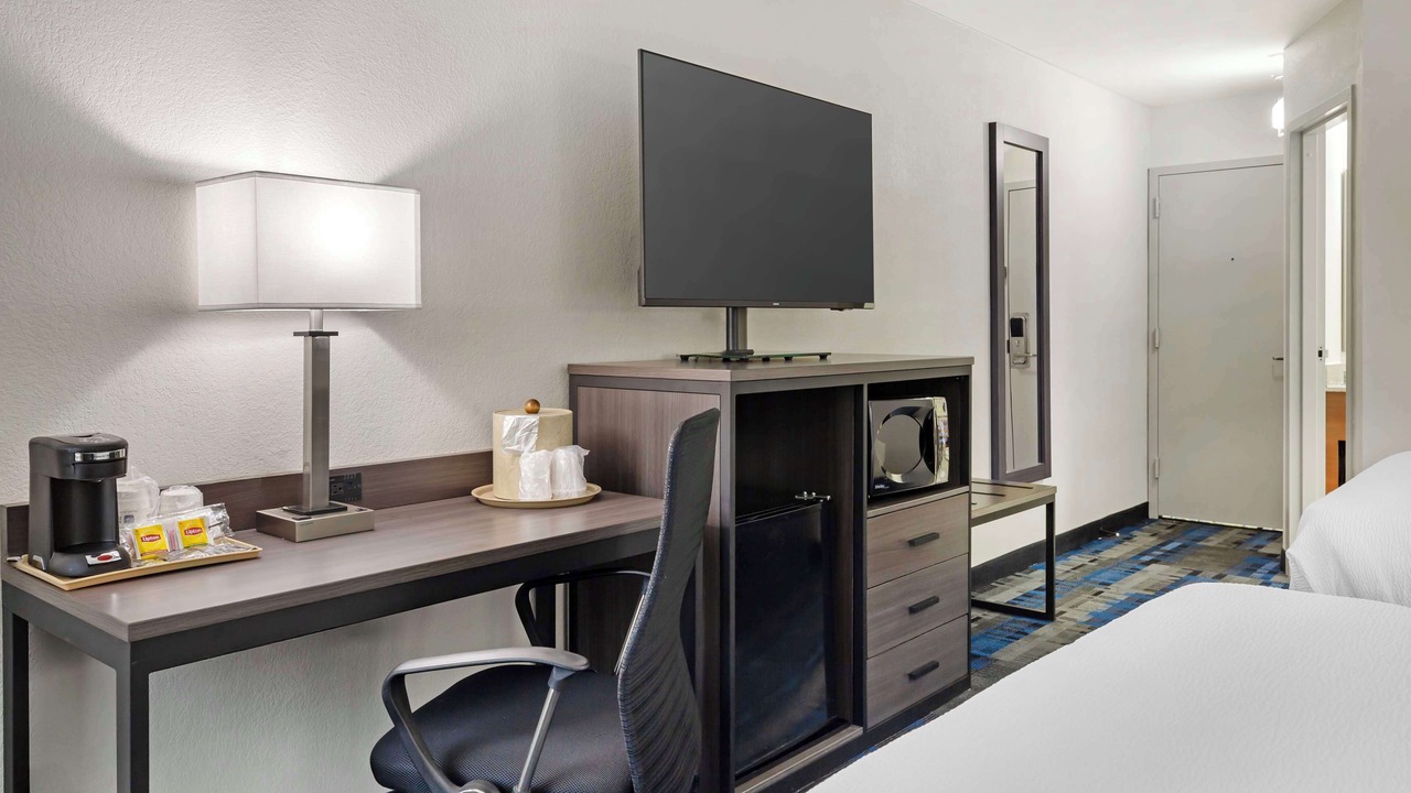 Photo of Bedroom in Mystic