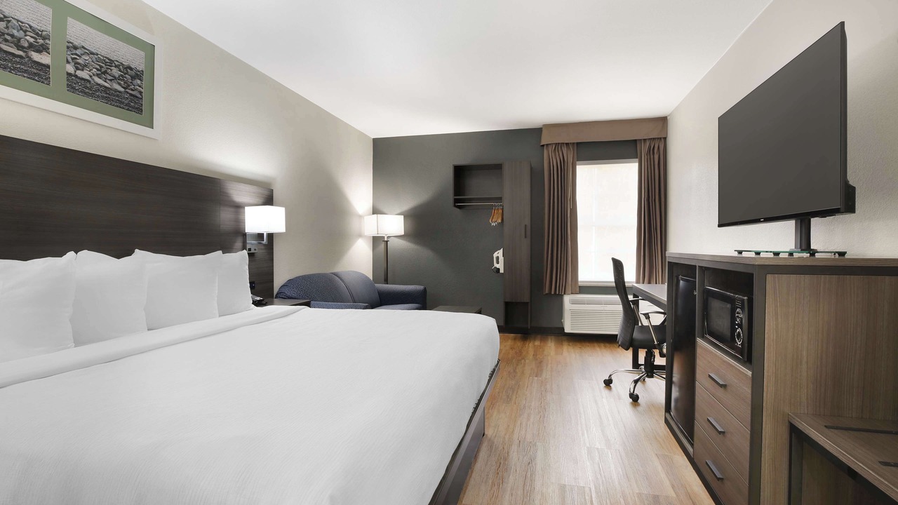 Photo of Bedroom in Mystic