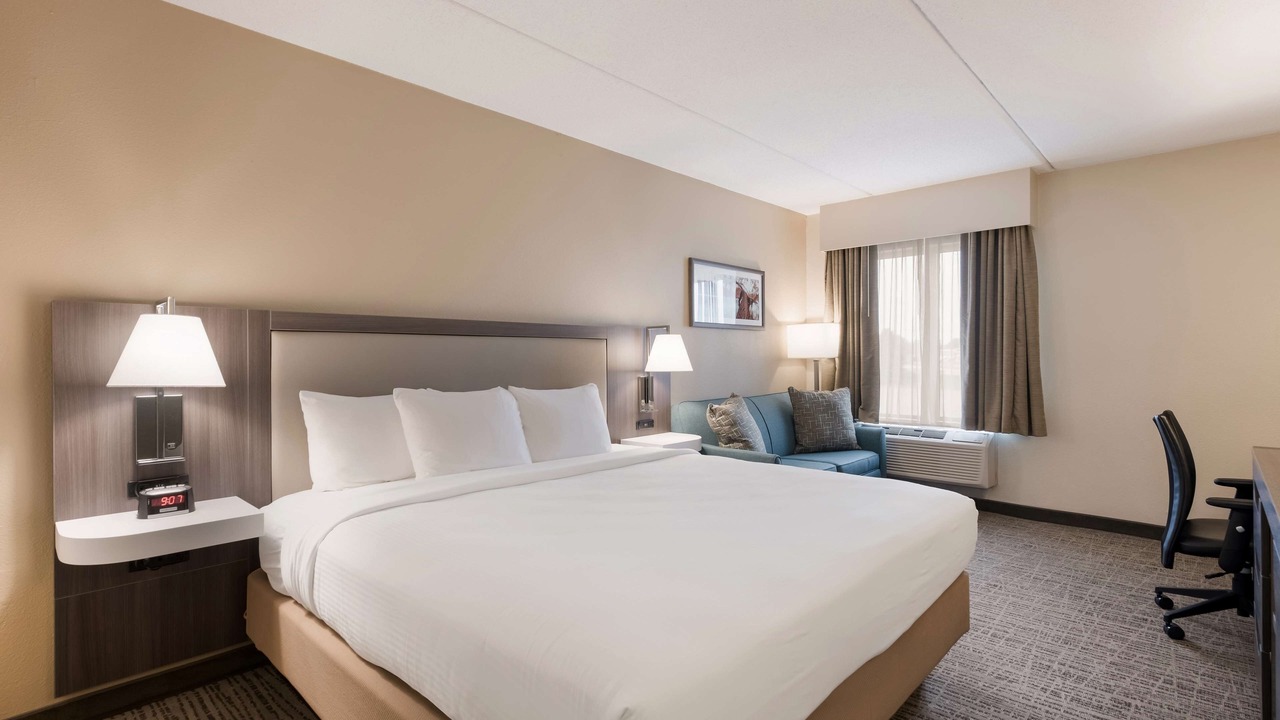 Photo of Bedroom in Clear Lake