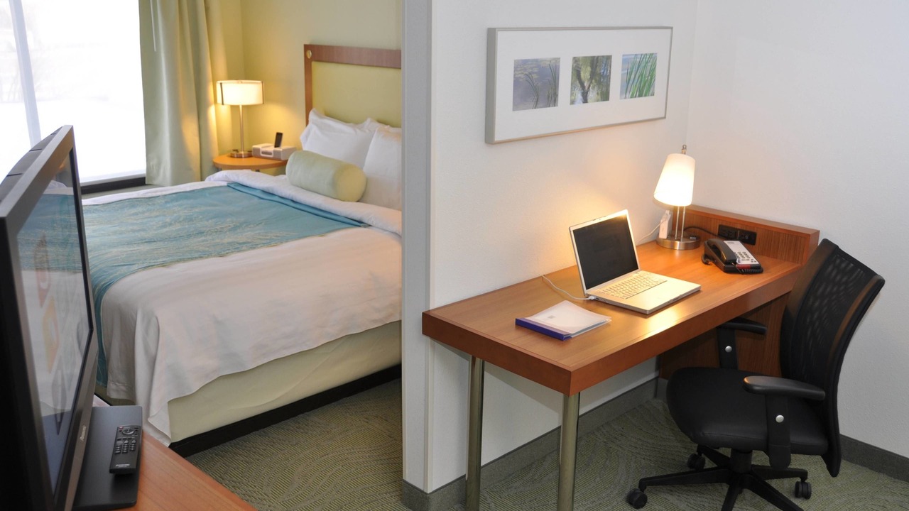 Photo of Bedroom in Forest Park