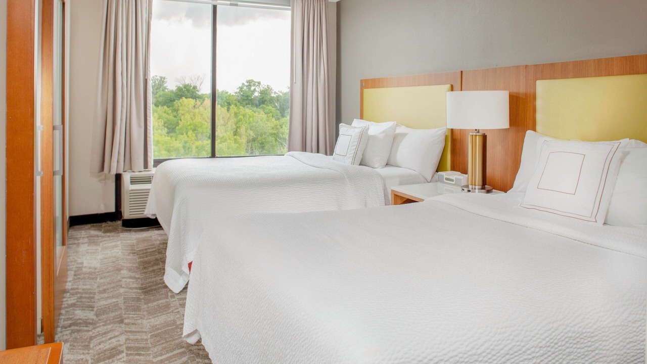 Photo of Bedroom in Forest Park