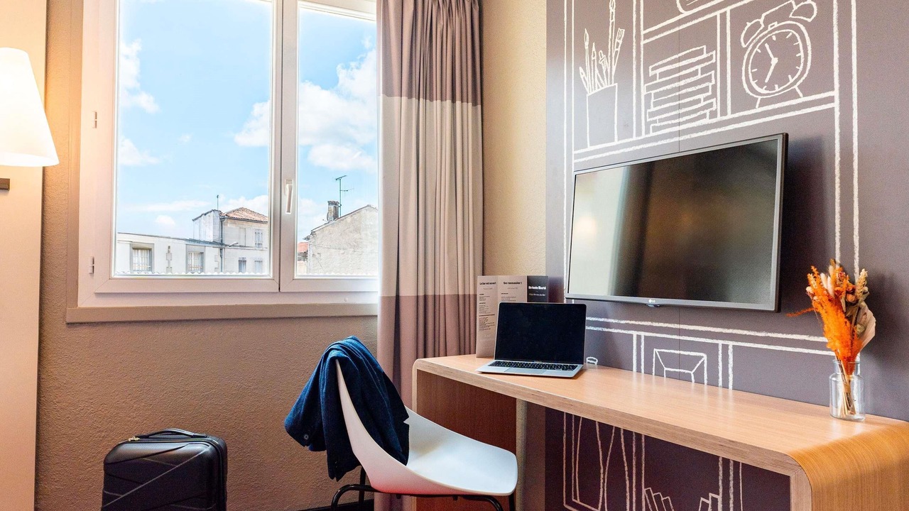 Photo of Others in Cognac