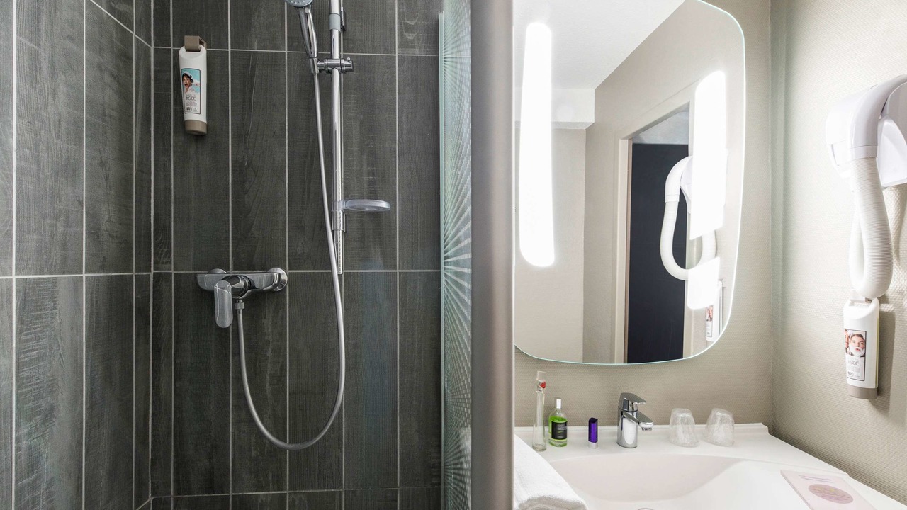 Photo of Bathroom in Cognac