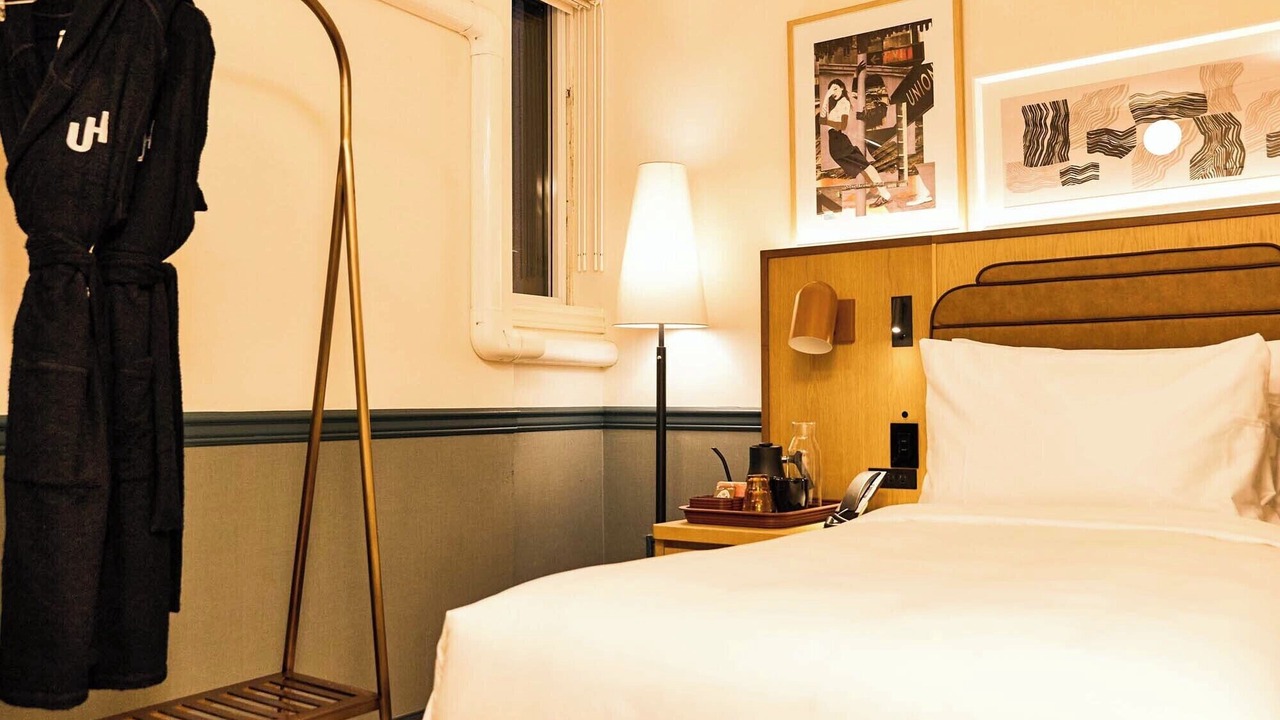 Photo of Bedroom in Financial District