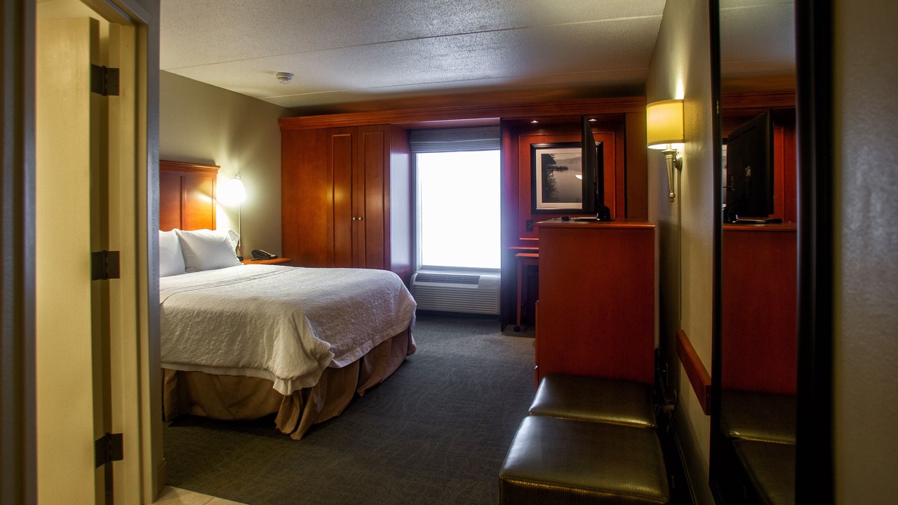 Photo of Bedroom in Wheeling