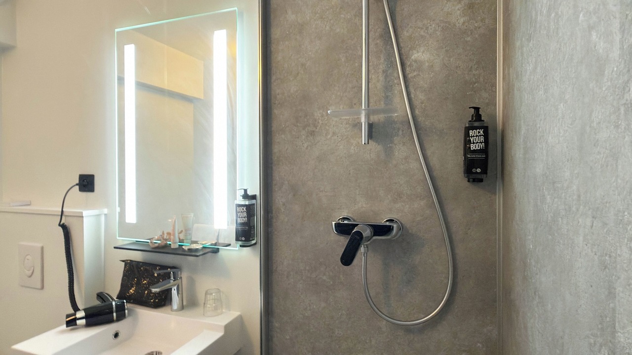 Photo of Bathroom in Cesson-Sevigne