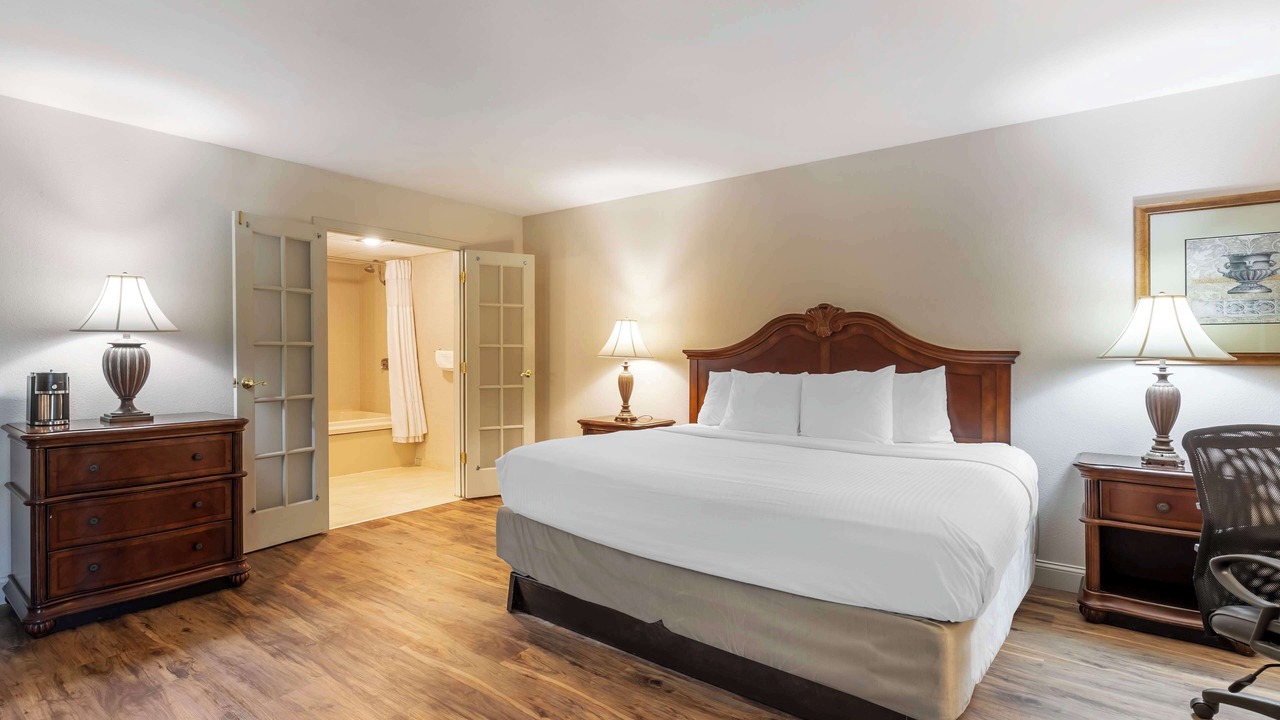 Photo of Bedroom in Quad Cities
