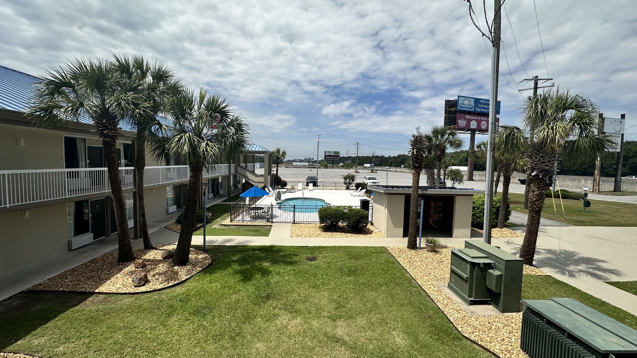 Photo of Patio Balcony in Adel