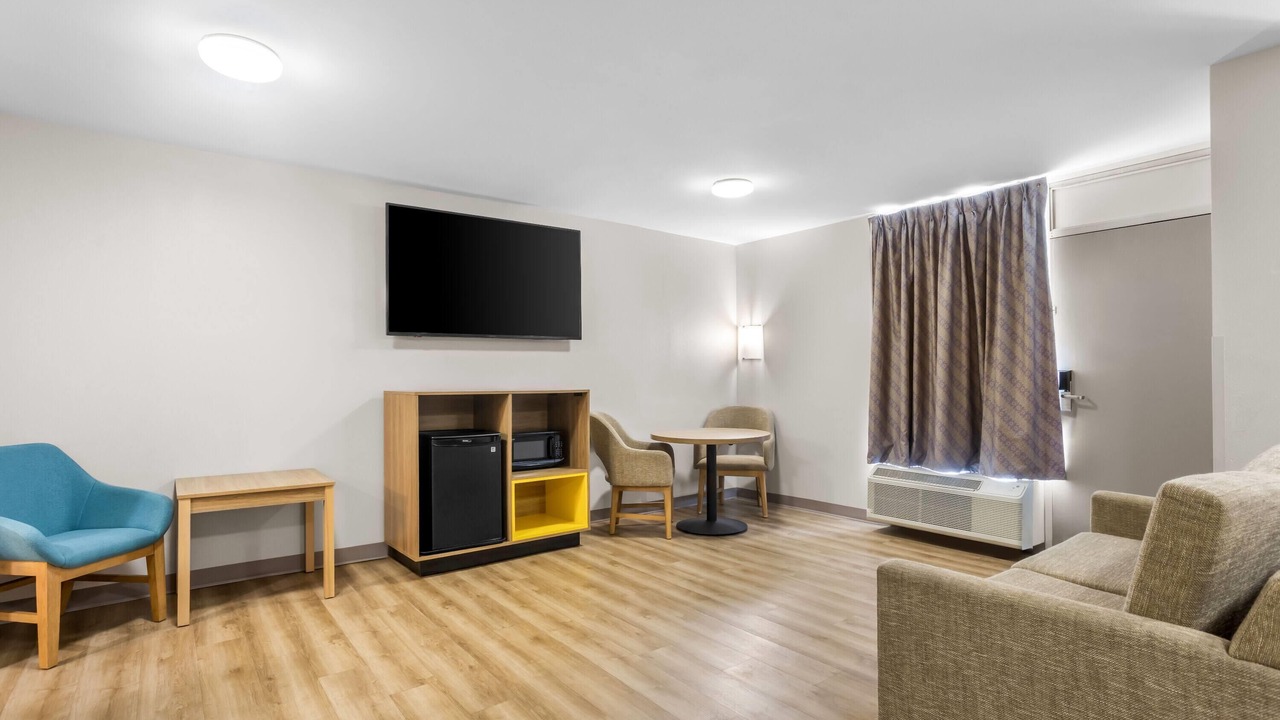 Photo of Bedroom in Adel