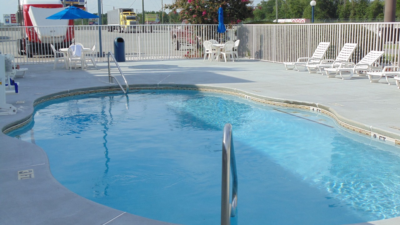 Photo of Others in Adel