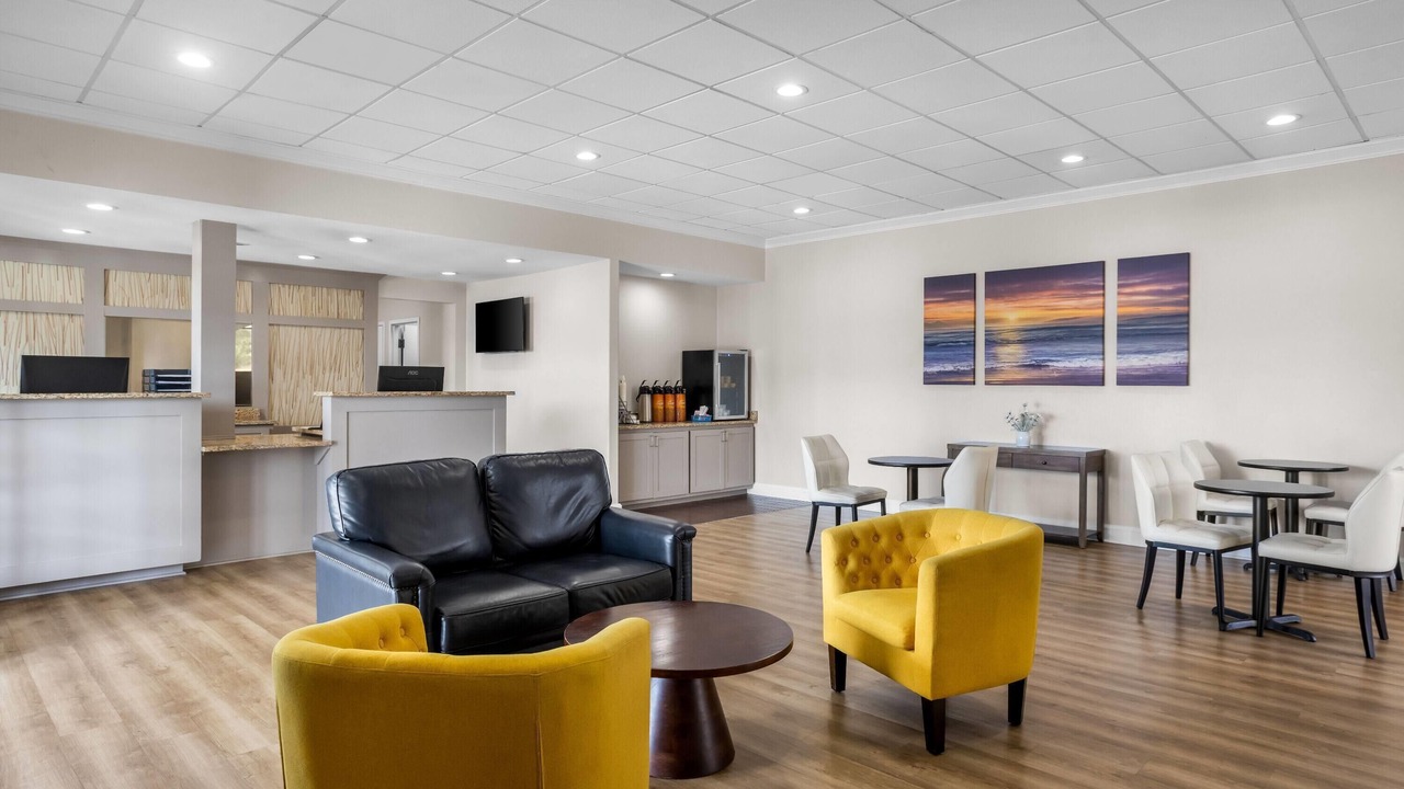 Photo of Others in Adel