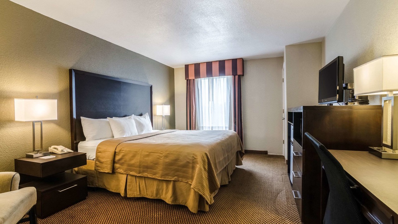 Photo of Bedroom in Winfield