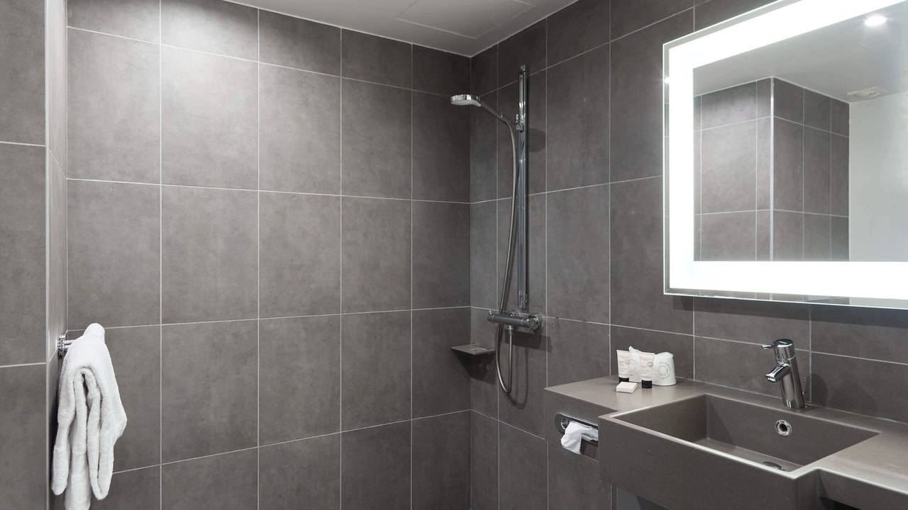 Photo of Others in Cergy