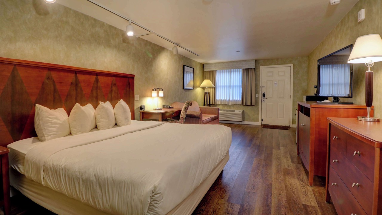 Photo of Bedroom in Augusta