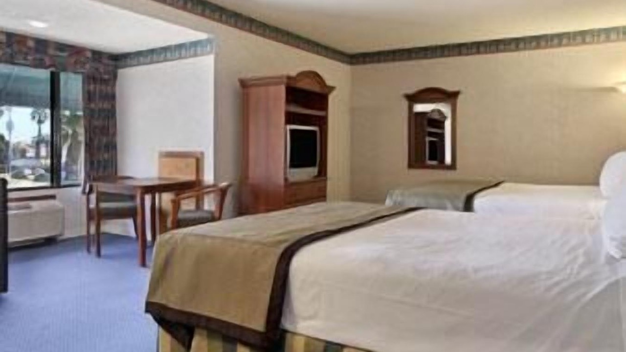 Photo of Bedroom in Sunset Beach