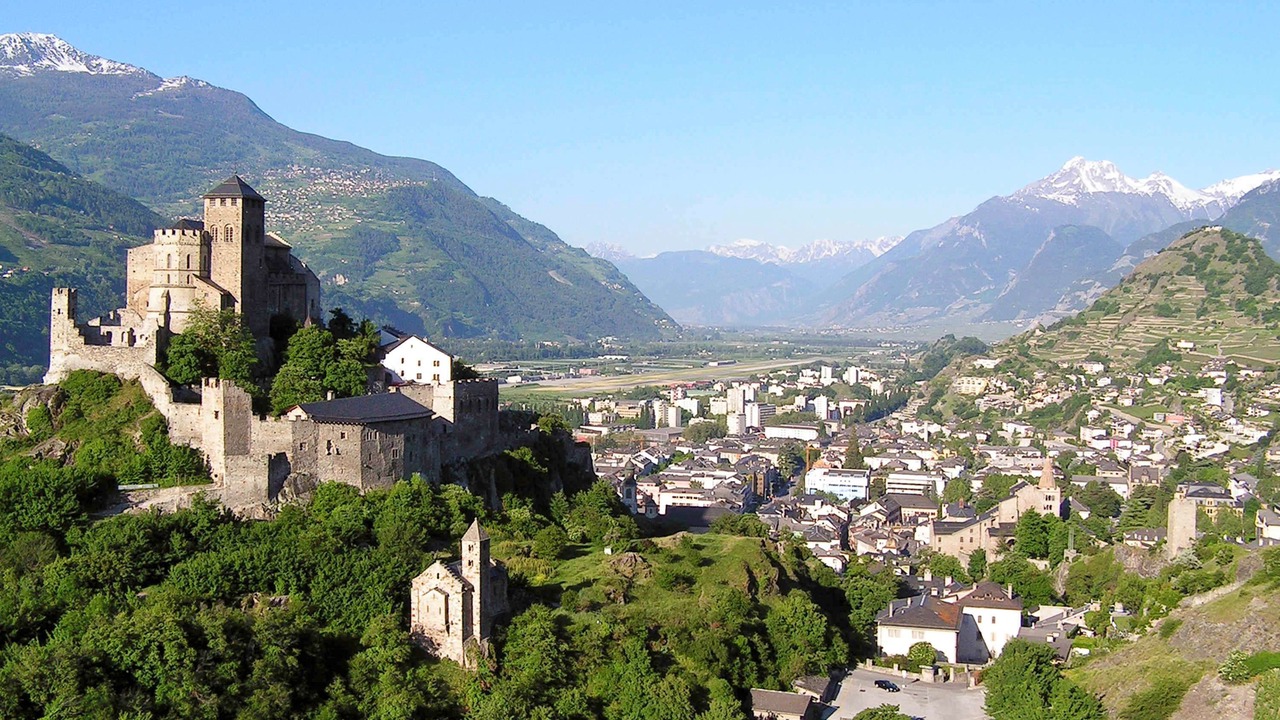 Photo of Others in Sion