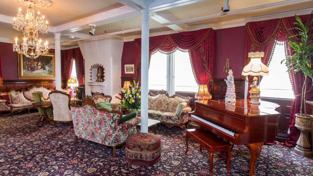 Photo of Others in Lower Pacific Heights