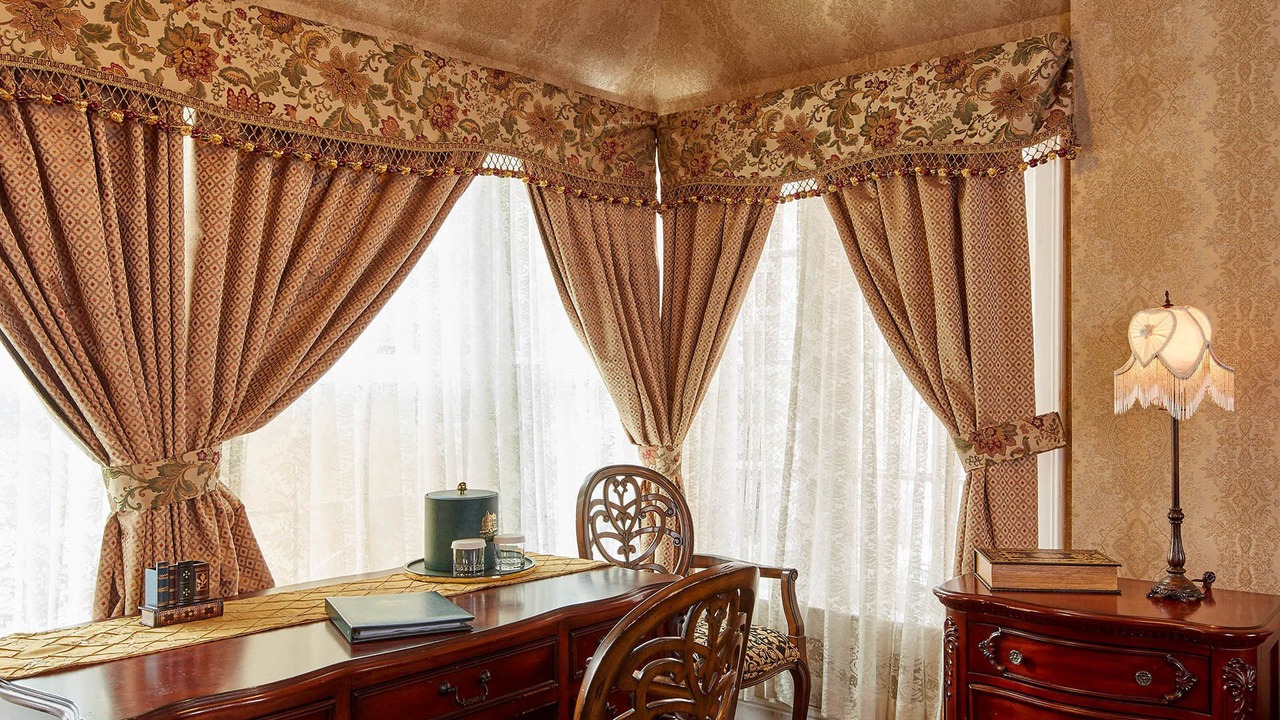Photo of Bedroom in Lower Pacific Heights