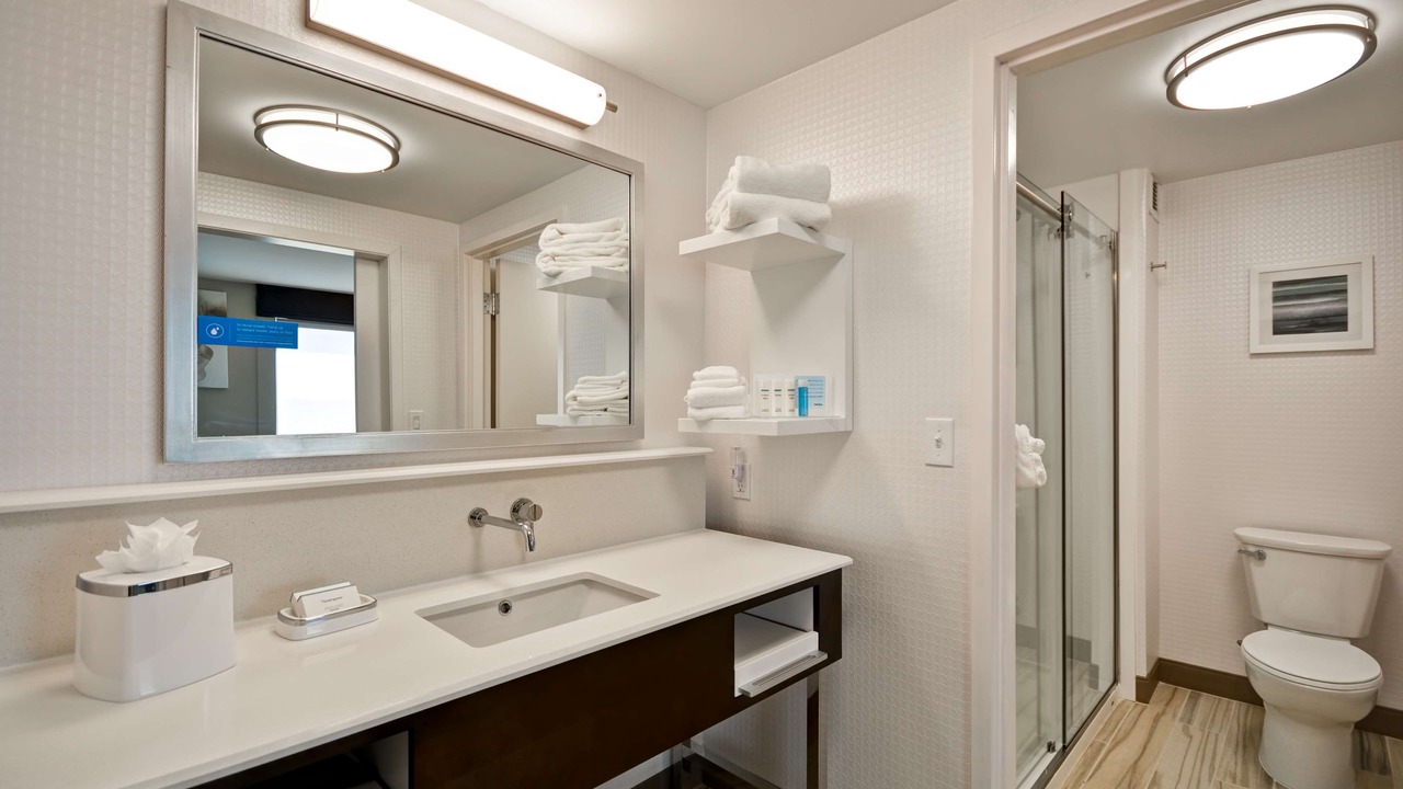 Photo of Bathroom in Warren